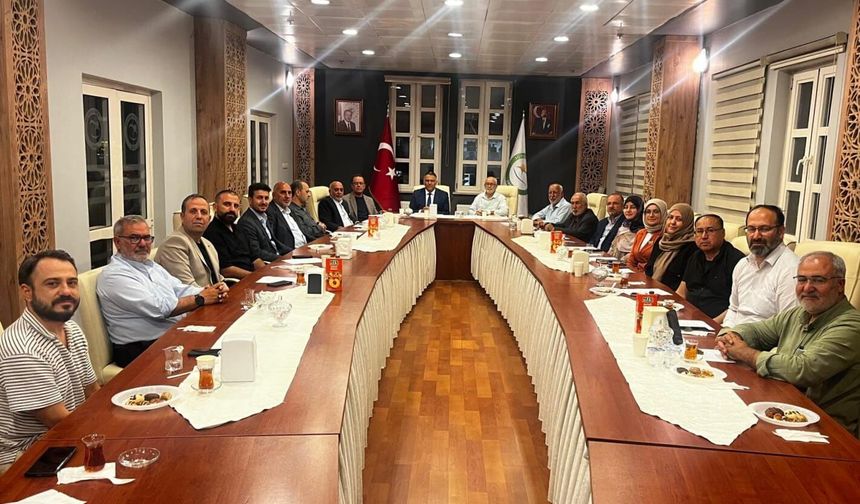 Rektör Gürel, Iğdır’da Din Âlimleriyle Bir Araya Geldi
