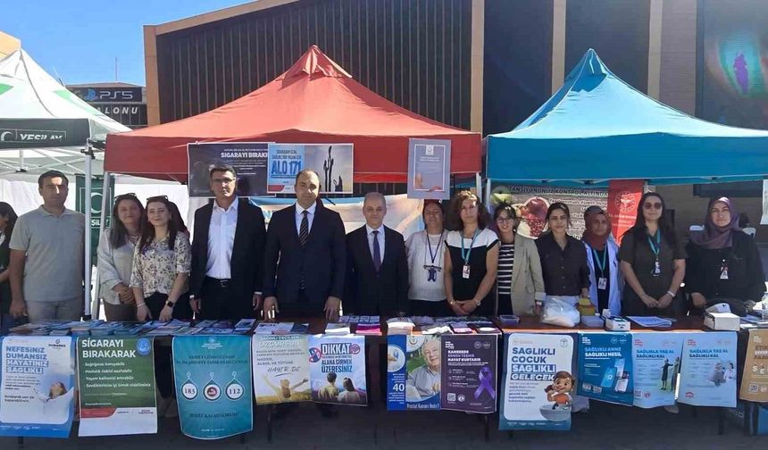 Erzincan'da Halk Sağlığı Haftası kapsamında farkındalık standı açıldı