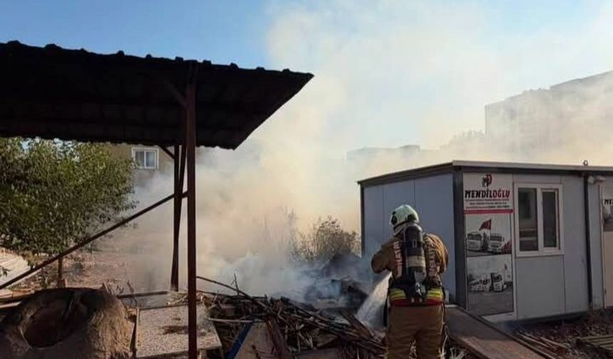 Odunluk ve bahçe yangını yaşandı