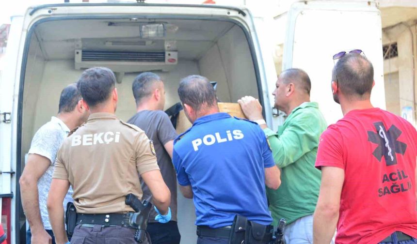 Otomobilinde hareketsiz bulunan kalp hastası sürücü hayatını kaybetti