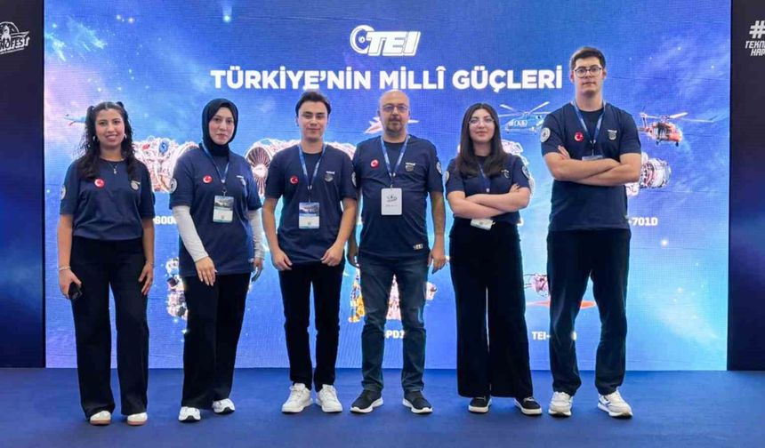 Selçuk Üniversitesi Kapsül Tulpar Takımı TEKNOFEST'te Türkiye üçüncüsü oldu