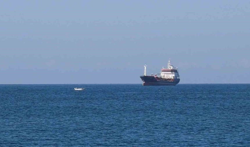 Silivri'de yaşanan gemi kazasının 4'üncü gününde arama kurtarma çalışmaları devam ediyor