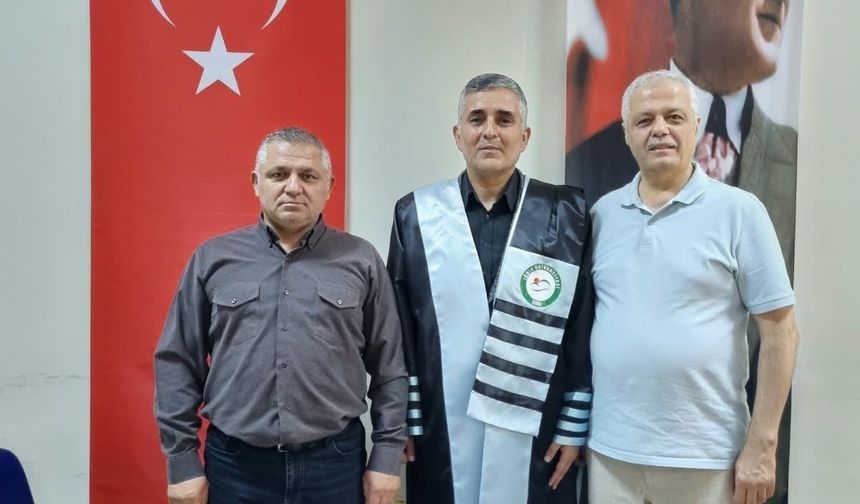 IĞDIRl ÜNİVERSİTESİ’NDEN AKADEMİSYEN DOÇ. DR. TANER AYDIN’IN ÖĞRENCİLERİ MEZUN OLDU