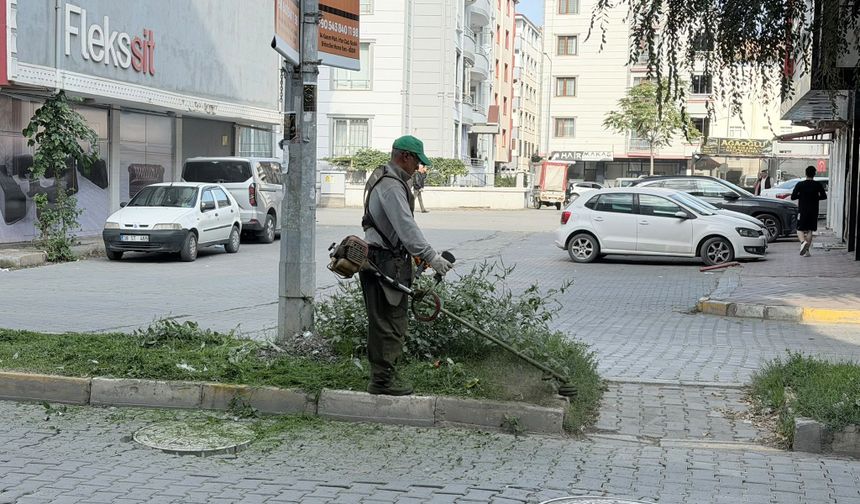 IĞDIR’DA ORTA REFÜJLERDE SON BAHAR TEMİZLİĞİ