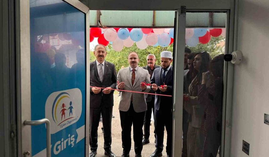 Arpaçay'da Özel Eğitim Ve Rehabilitasyon Merkezi hizmete açıldı