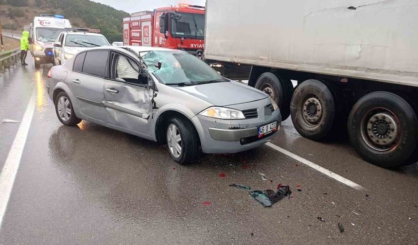 Aşkale'de zincirleme trafik kazası
