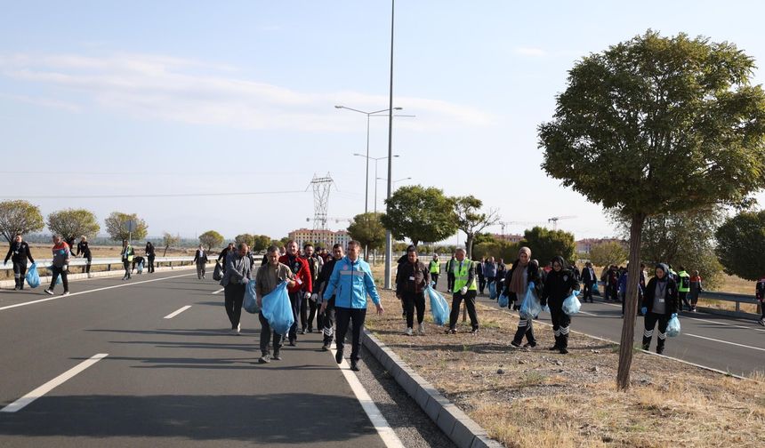 Iğdır Havalimanı Personelinden “Benim Şehrim Benim Evim” Kampanyasına Destek