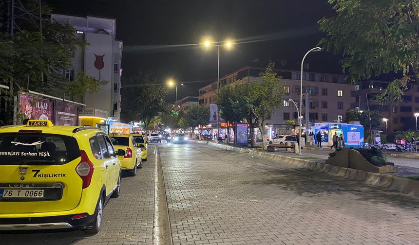 Vali Yolu Trafiğe Açıldı