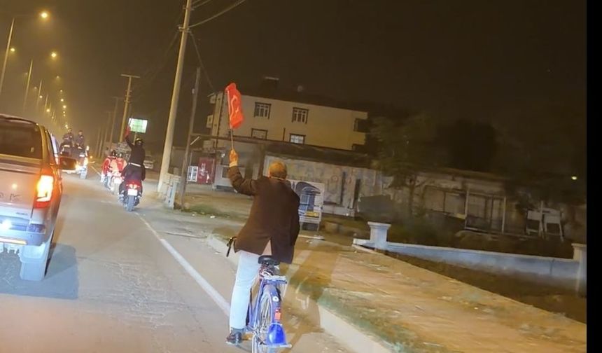 Cumhuriyet İçin Kilometrelerce Pedal Çevirdi