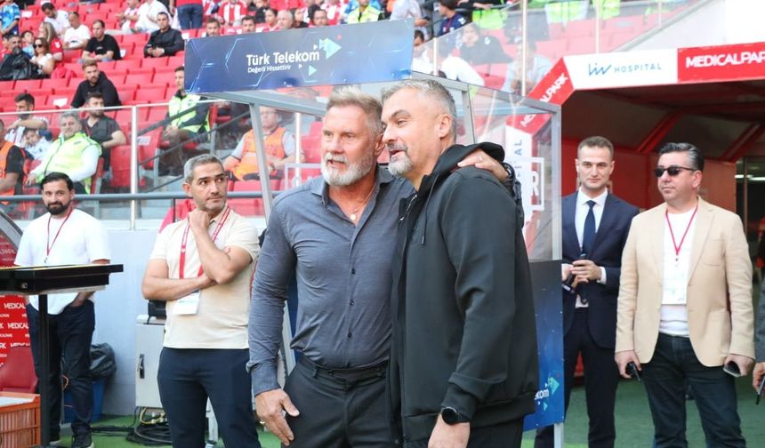 Trendyol Süper Lig: Samsunspor: 0 - Trabzonspor: 0 (Maç devam ediyor)