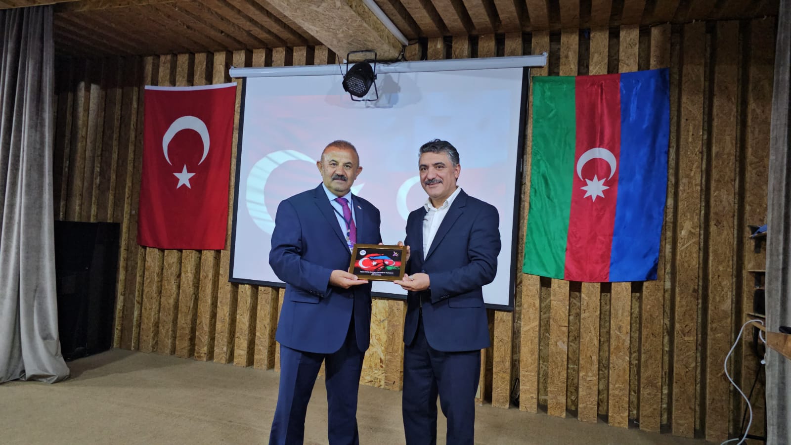 İSTAD Kurucu Üyeleri Azerbaycan Karabağ Bölgesine Gezi Düzenledi.