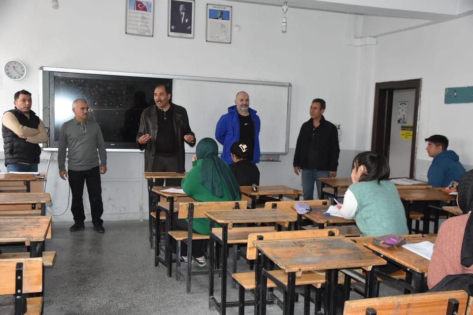 Aziz Gün''den Hafta Sonu DYK Kursları ve Veli Toplantısına Ziyaret