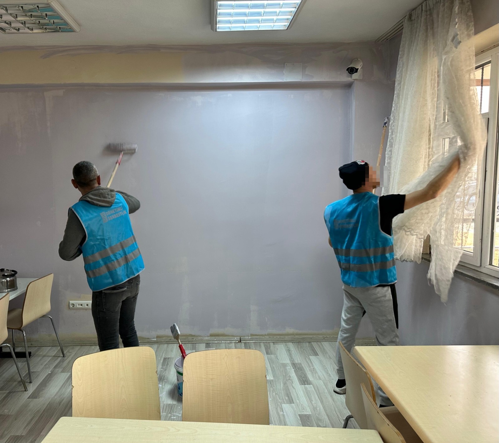 DENETİMLİ SERBESTLİK İLE BOYALI ELLER ENGELSİZ YARINLAR