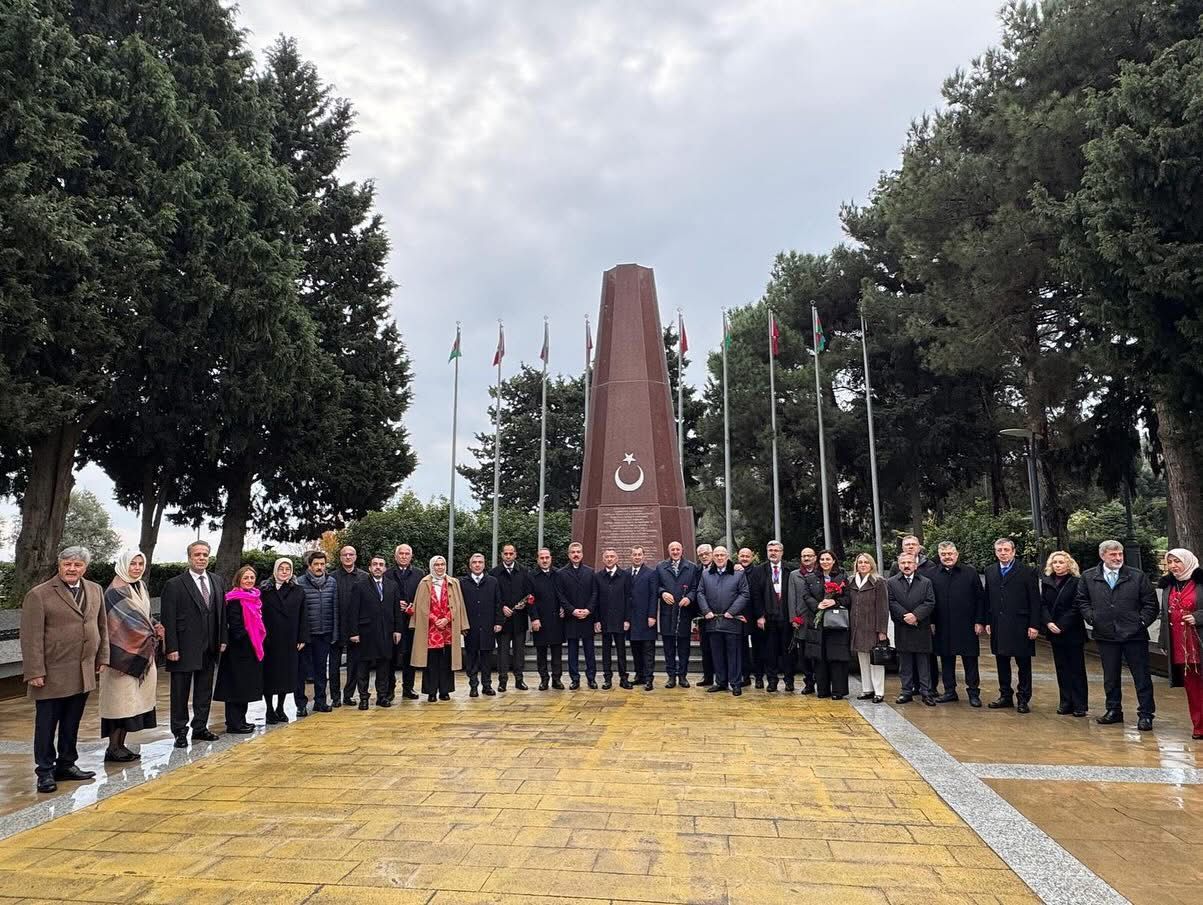 Milletvekilleri Şehitler Hıyabanı ve Türk Şehitliğini Ziyaret Etti