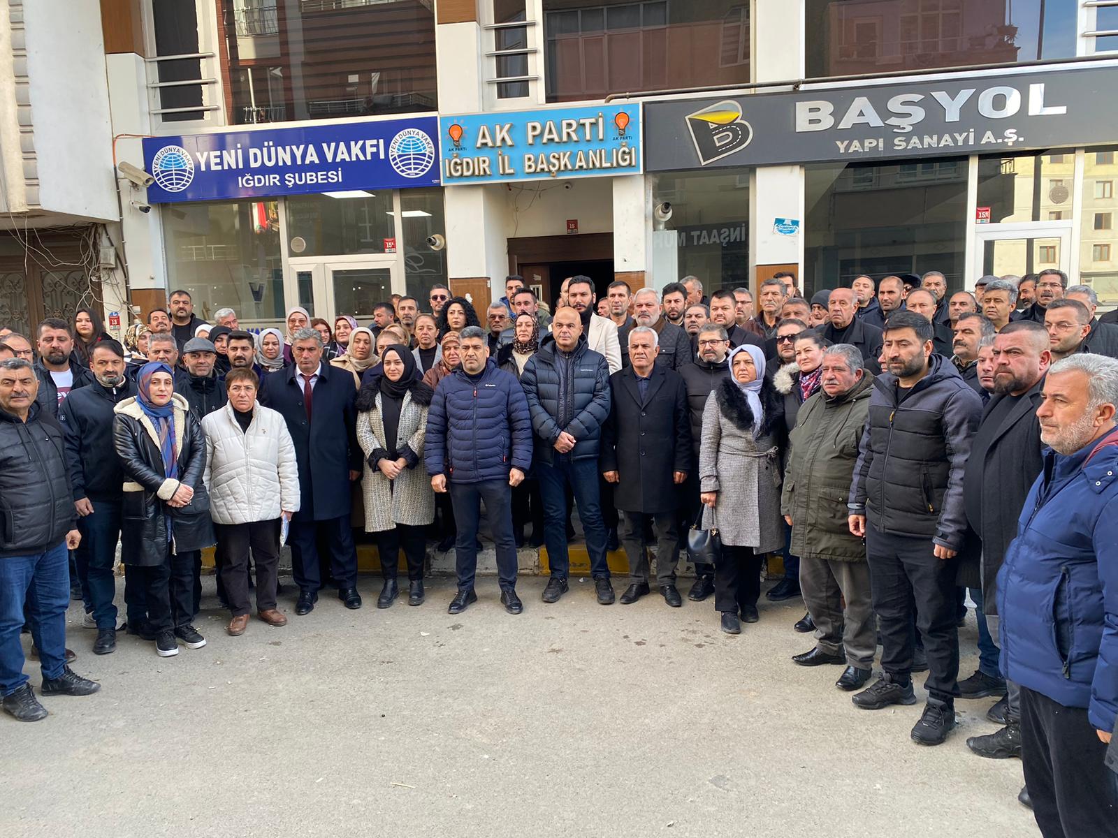 AK PARTİ İL BAŞKANI ALİ KEMAL AYAZ: 