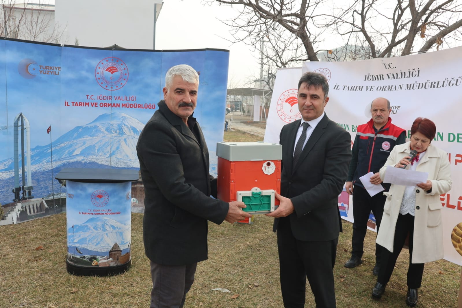 Arı Yetiştiricilerine  Yüzde 50 hibe desteği