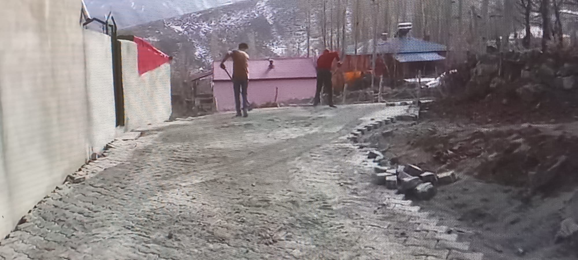 Iğdır İl Özel İdaresinden Kırsal alanda kilit parke çalışması