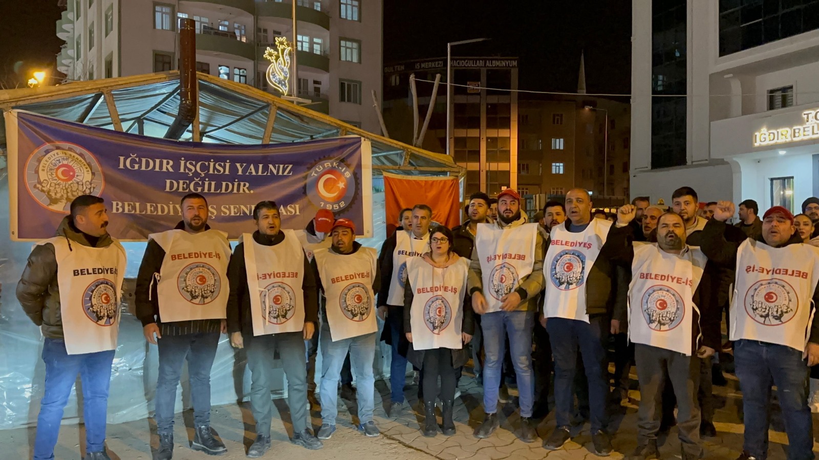 İşçiler Yeni Yıla Eylem Çadırında Girdiler