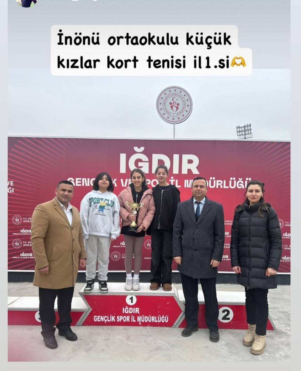 Simay Aktaş Tenis Turnuvasında İl Birincisi Oldu