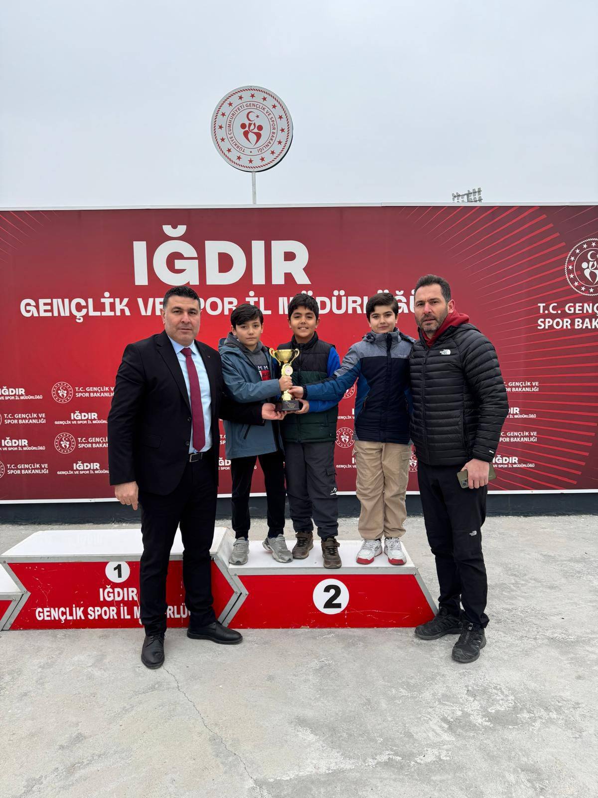 Simay Aktaş Tenis Turnuvasında İl Birincisi Oldu