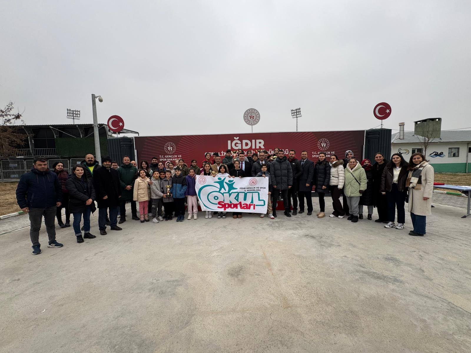 Simay Aktaş Tenis Turnuvasında İl Birincisi Oldu