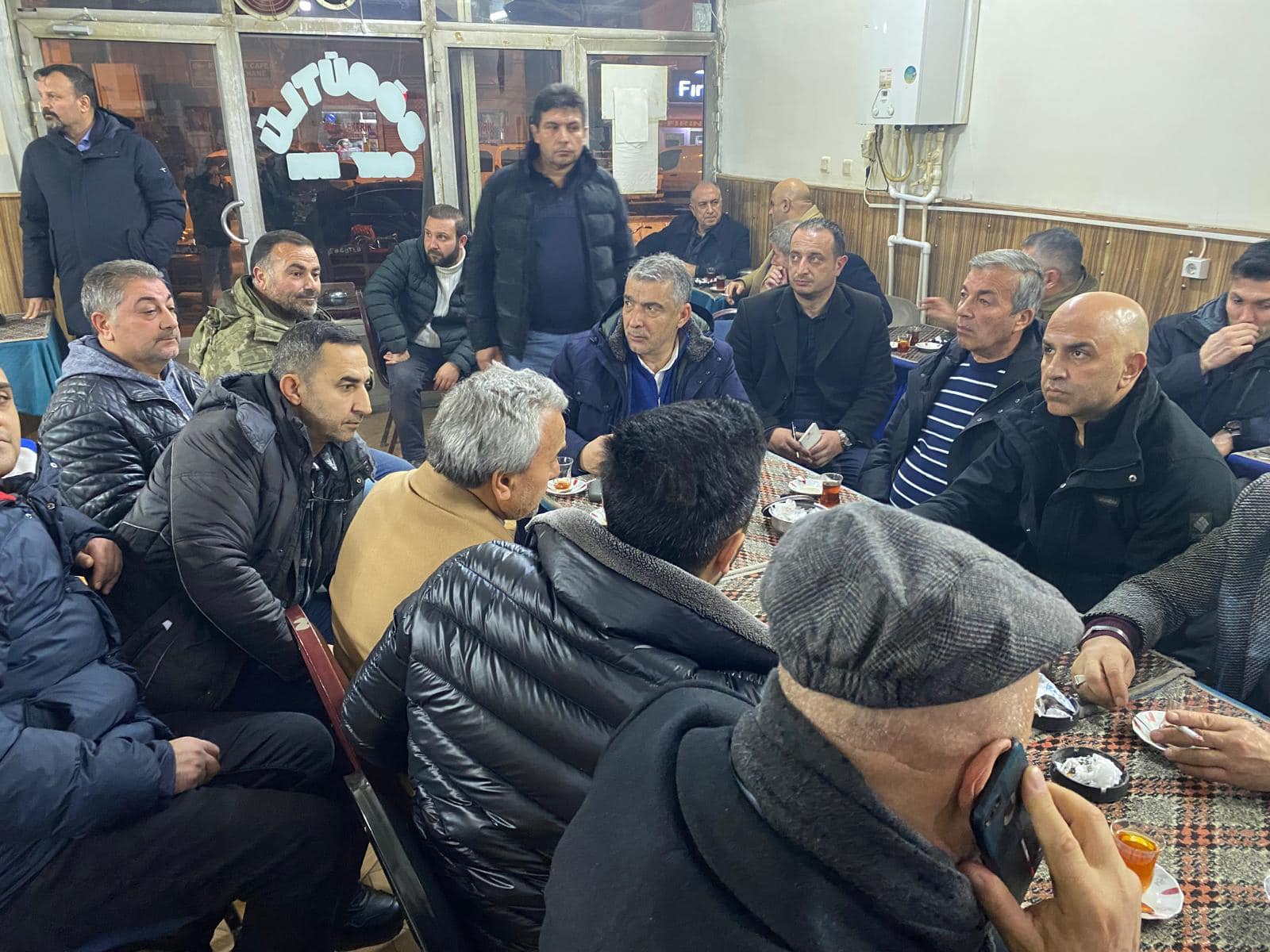 Milletvekili Cantürk Alagöz Esnafla Bir Araya Geldi