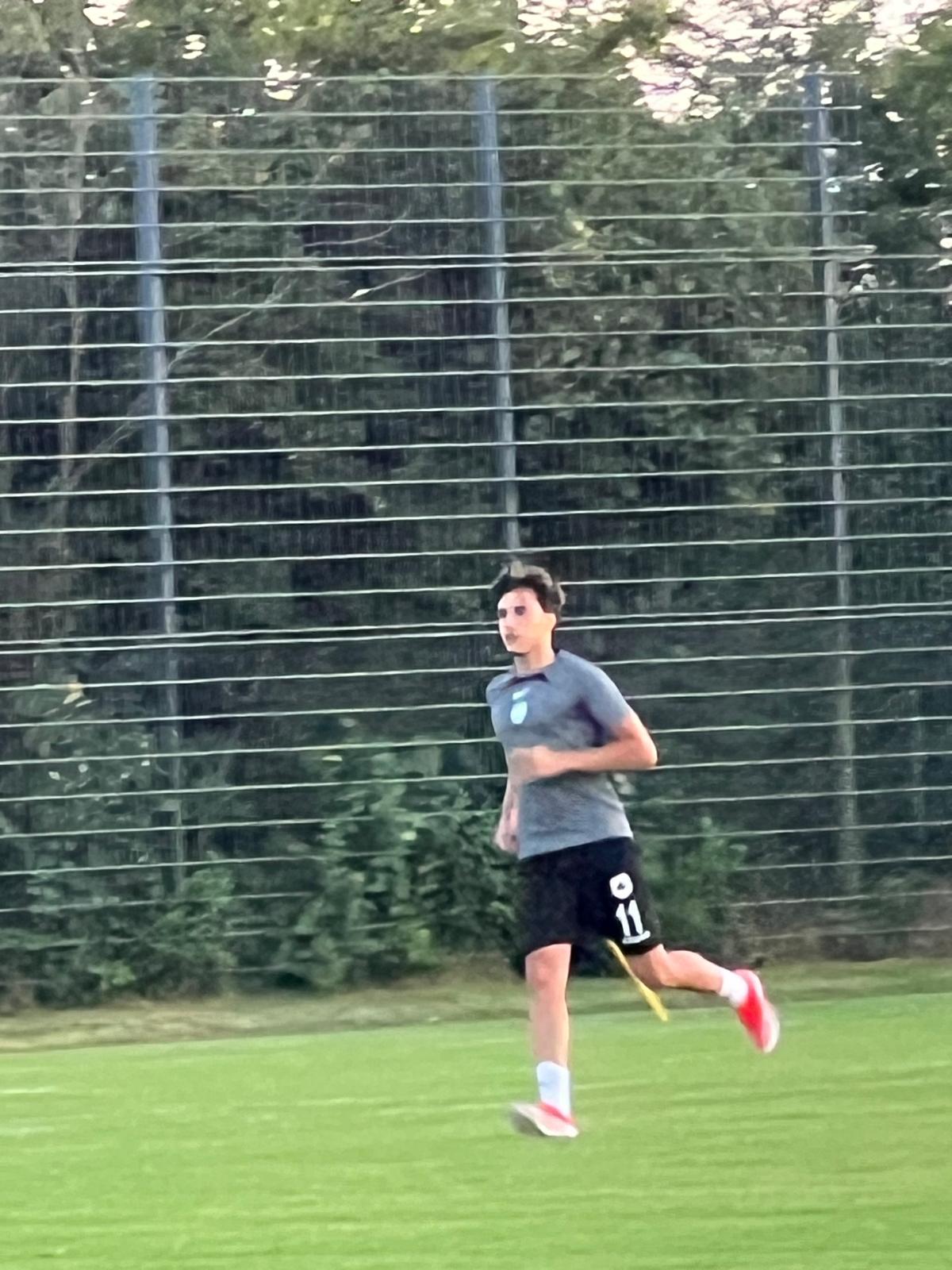 Türkiye''den Almanya''ya Uzanan Bir Futbol Rüyası