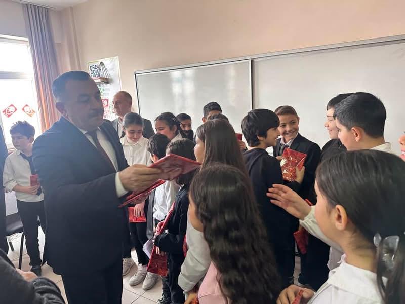 Başkan Tanık ve İl Milli Eğitim Müdürü Aziz Gün''den Melekli 100. Yıl Ortaokulu''na Ziyaret