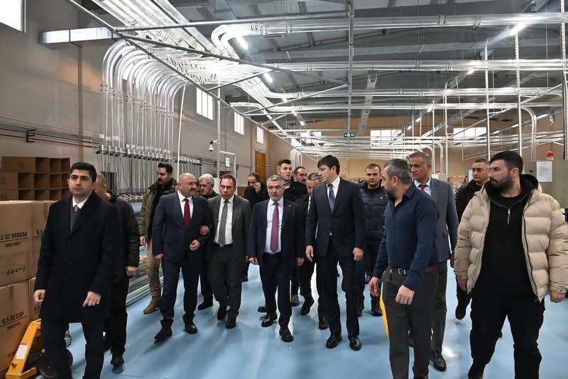 Azerbaycan Heyetinden Alagöz Holding Fabrikalarına Anlamlı Ziyaret