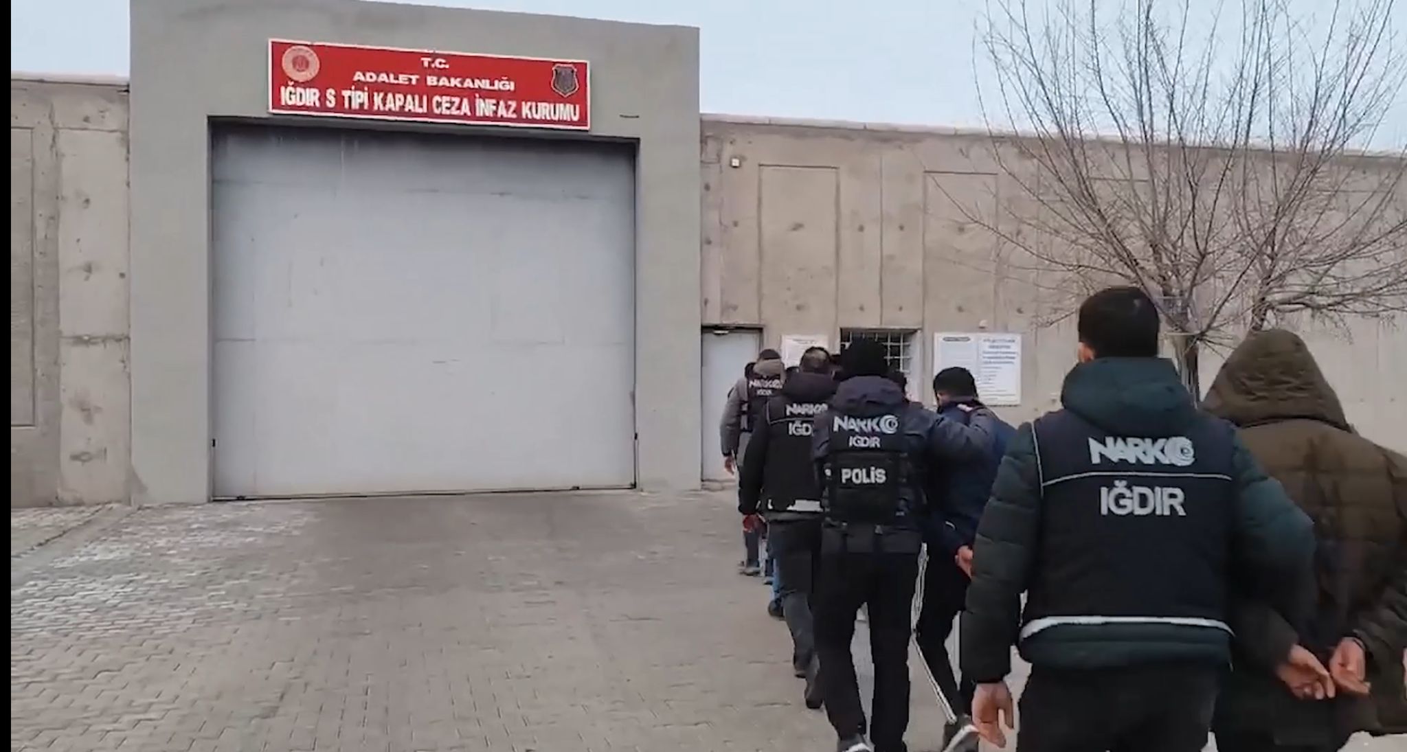 Uyuşturucu Operasyonu 8 Tutuklama    