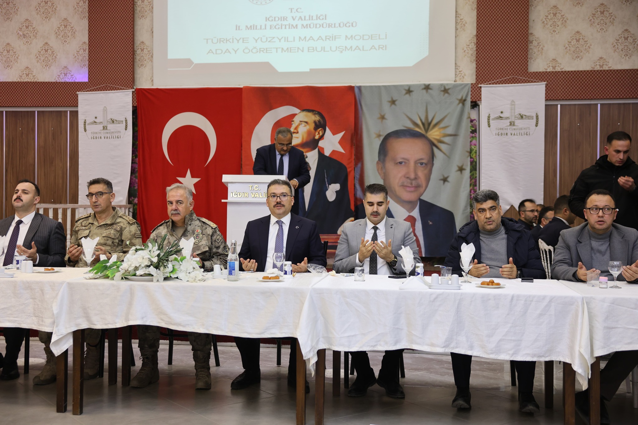 Vali Ercan Turan, İlimize Yeni Atanan Öğretmenler ile Buluştu