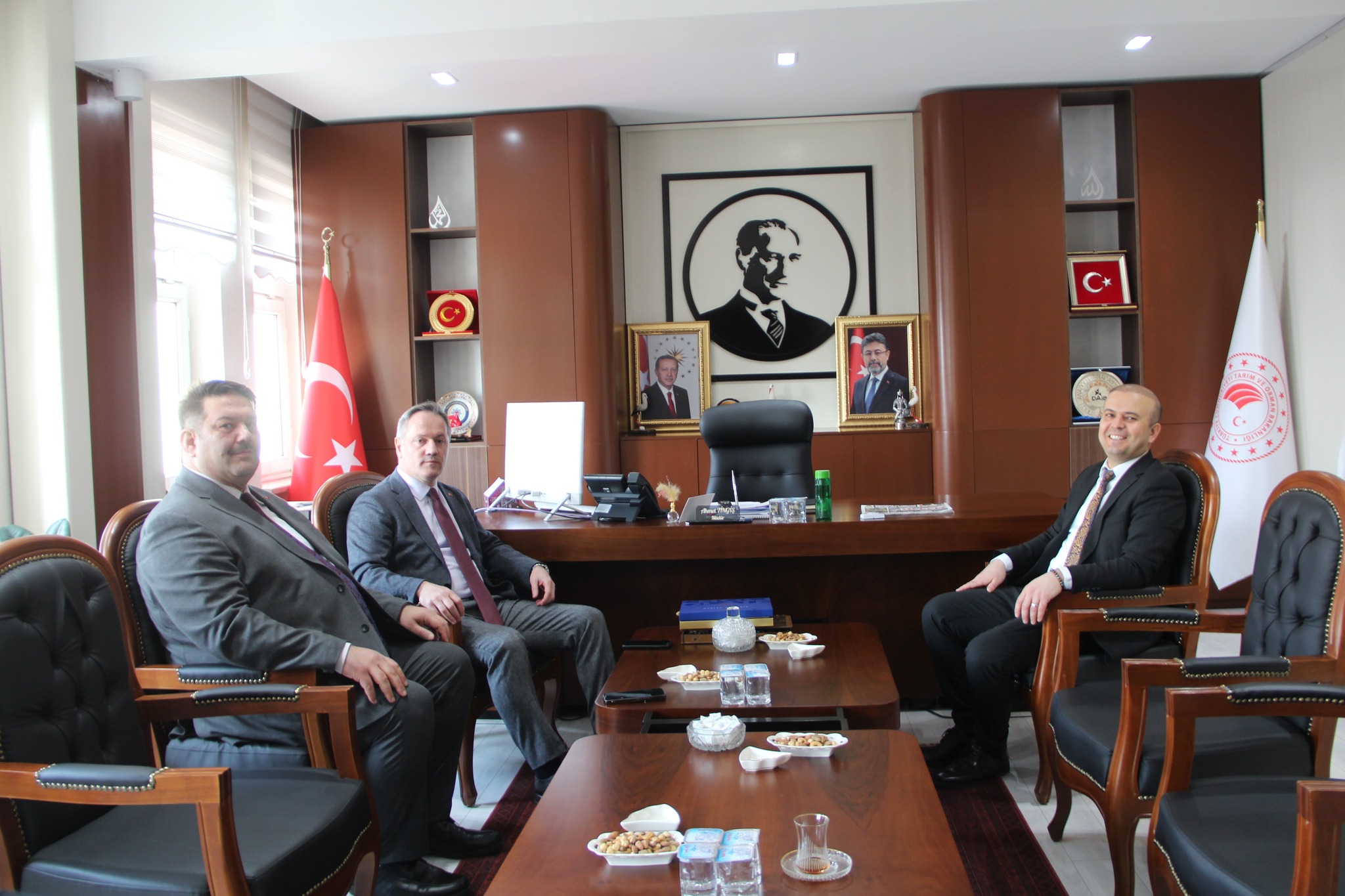 Dr.  Bülent Çolakoğlu,  Iğdır