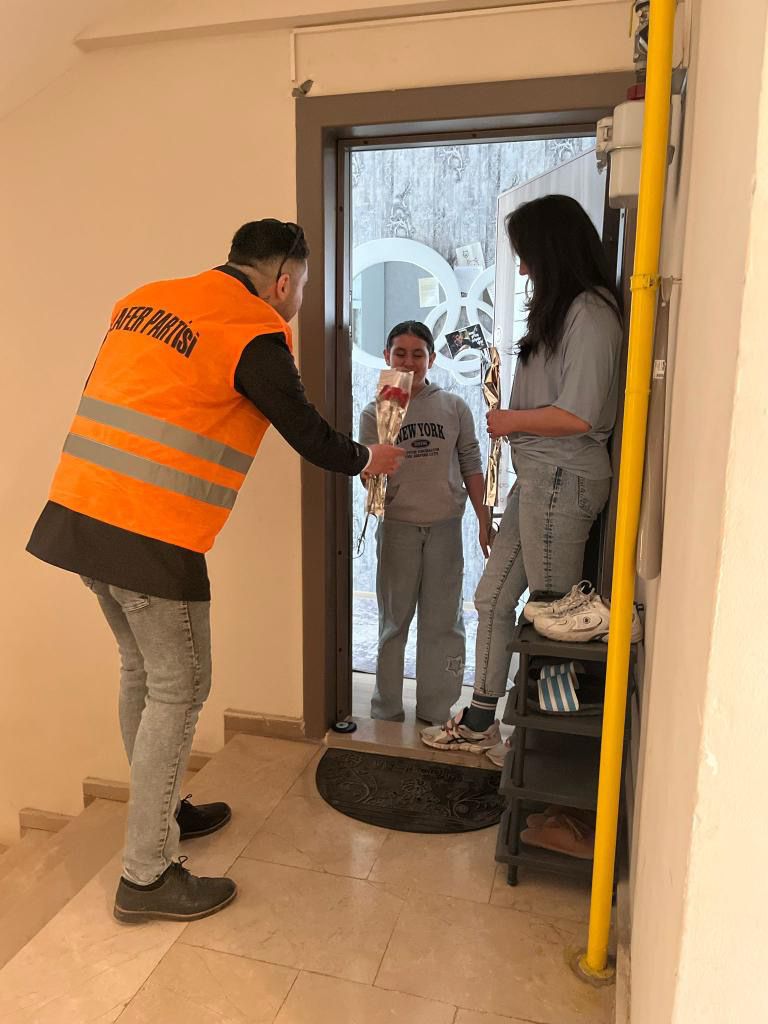 Zafer Partisi Gençlik Kolları Iğdır İl Teşkilatı 8 Mart Dünya Kadınlar Gününü Kutladı