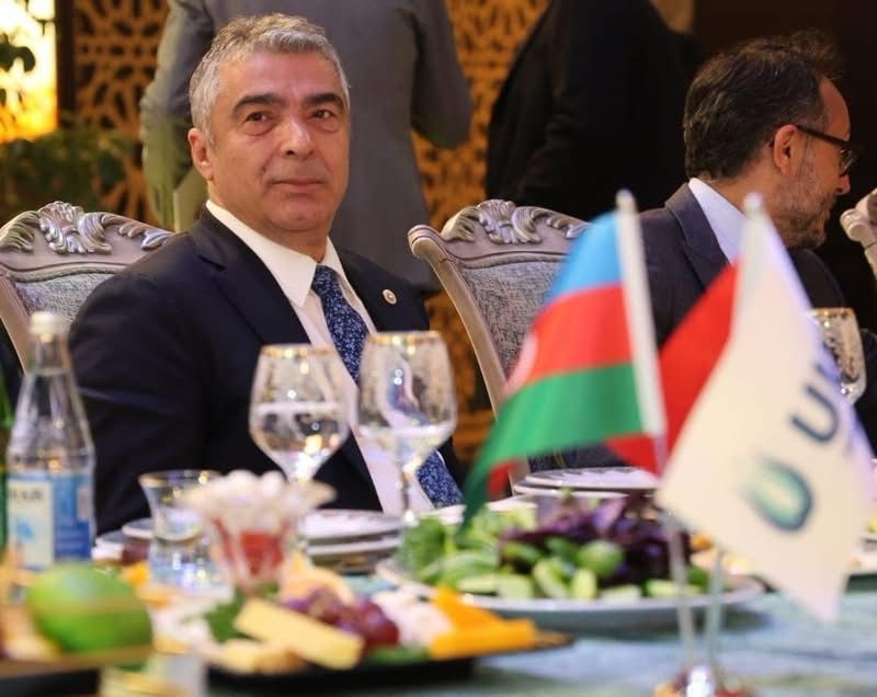 Cantürk Alagöz, Azerbaycan
