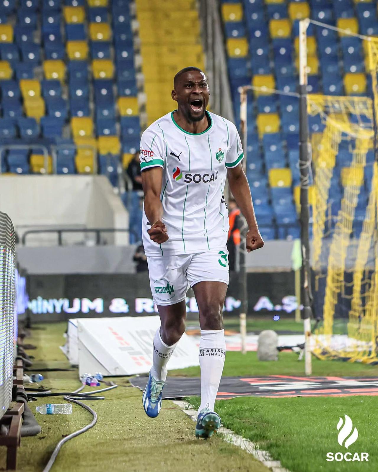 Alagöz Holding Iğdır FK, Ankara''da Fırtına Gibi Esti: 0-4