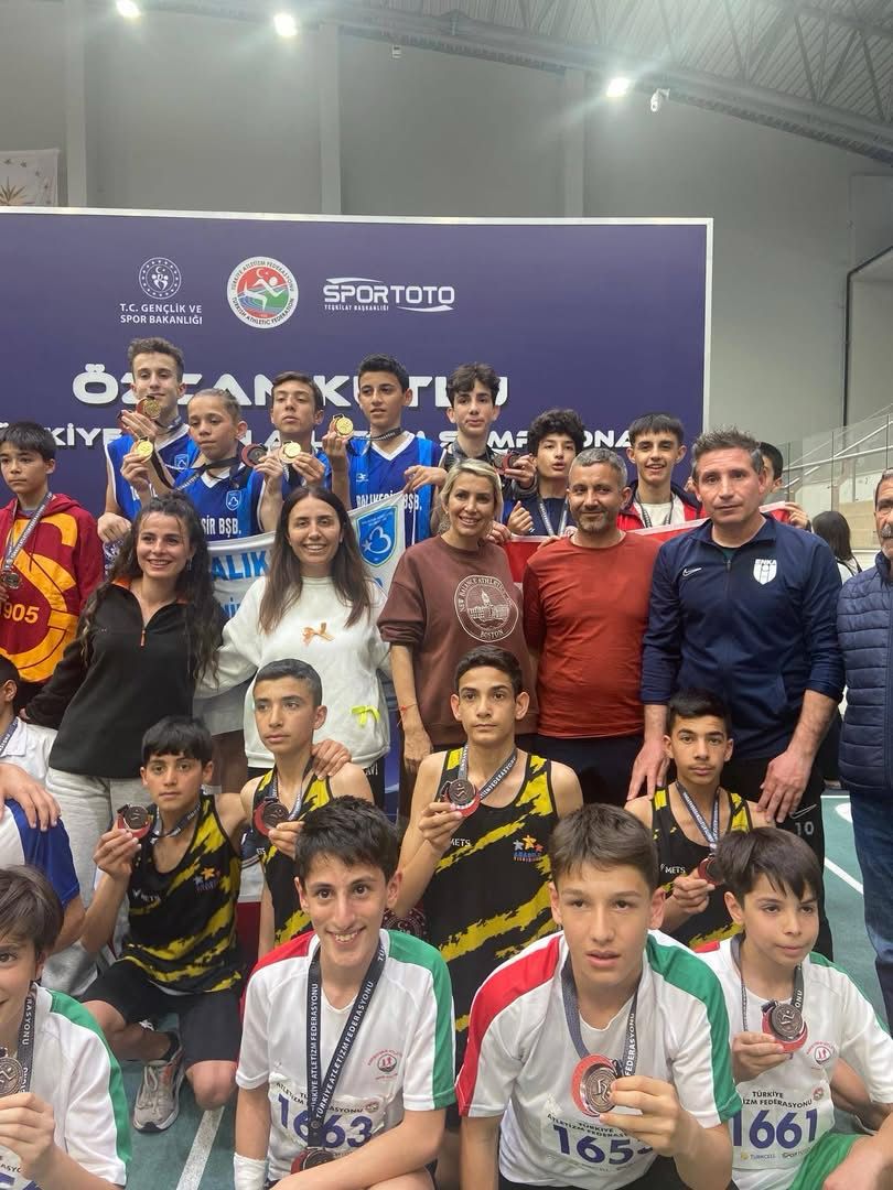 Iğdır Gençlik ve Spor Müdürlüğü Madalyaya Doymuyor!