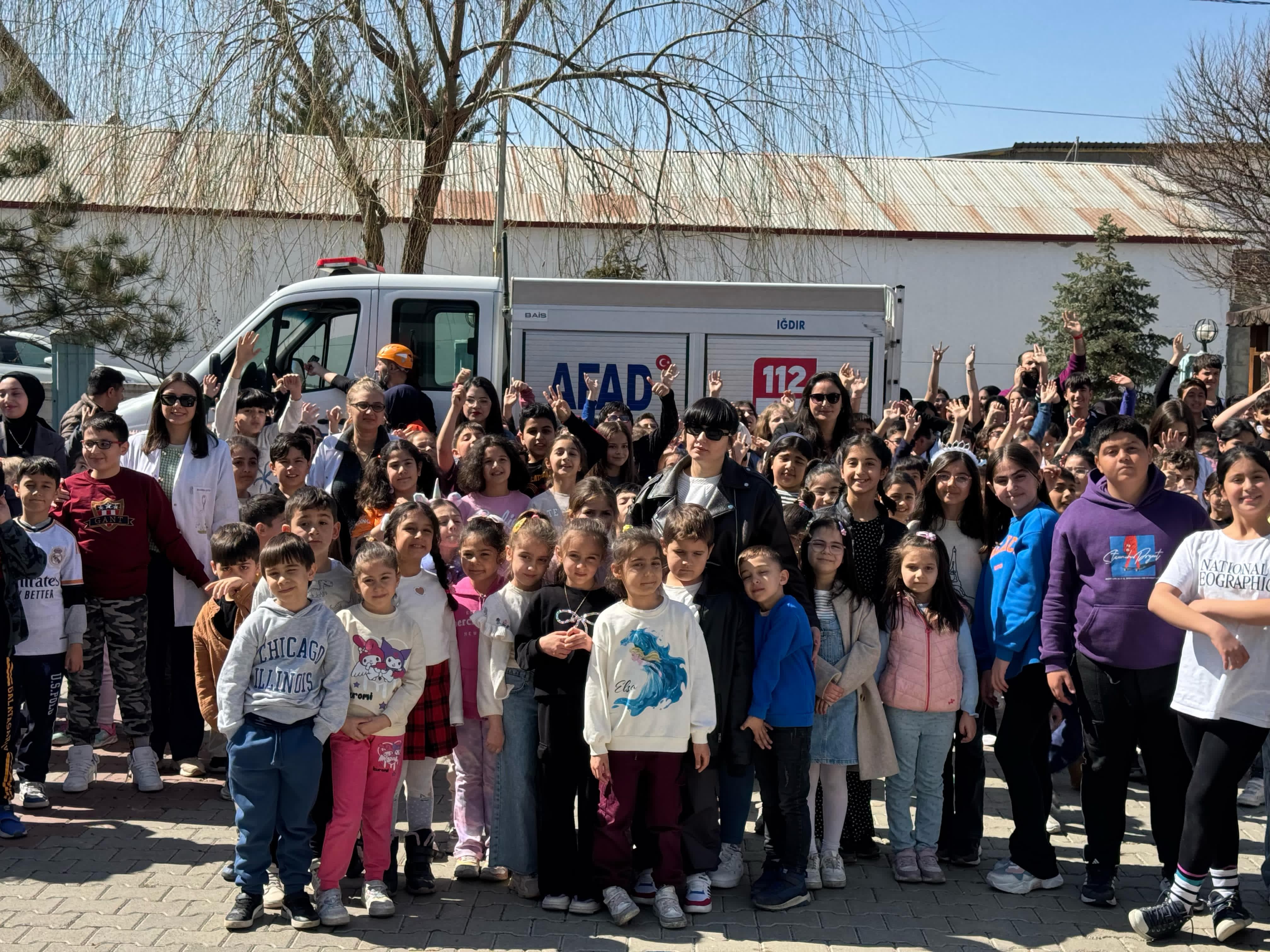 IĞDIR KEY KOLEJİ''NDE AFAD İLE YANGIN TATBİKATI GERÇEKLEŞTİRİLDİ