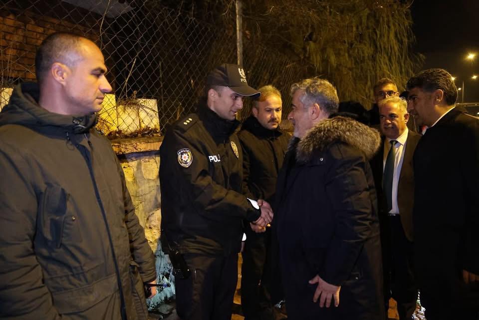 Milletvekili Cantürk Alagöz, Sahurda Güvenlik Güçleriyle Buluştu