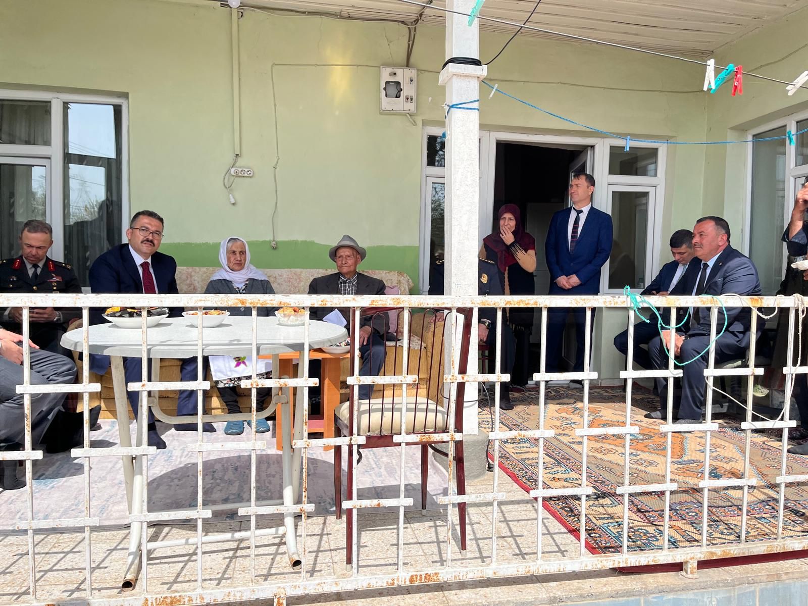 Belediye Başkanı Tanık, vatandaşlarla bayramlaştı