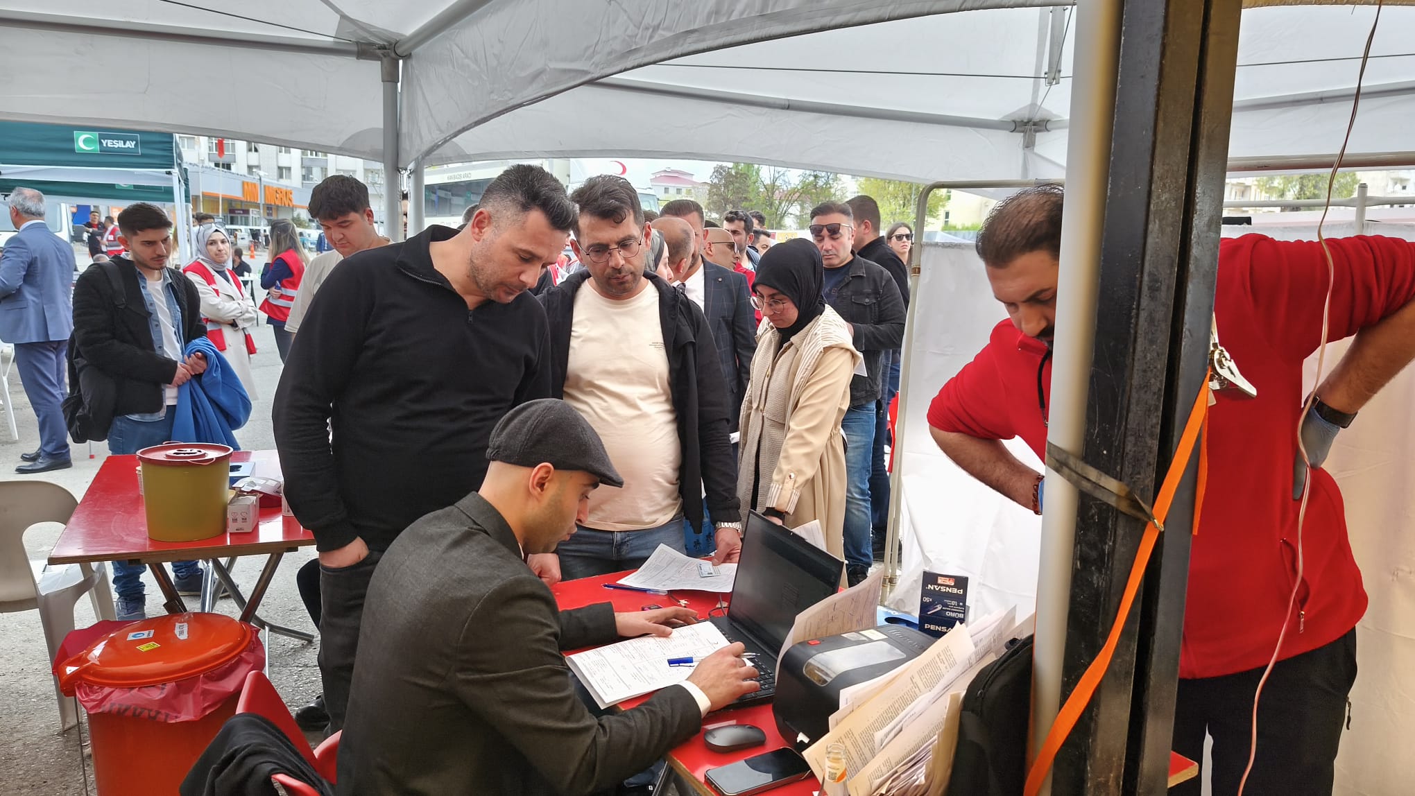KAN BAĞIŞINA YOĞUN KATILIM
