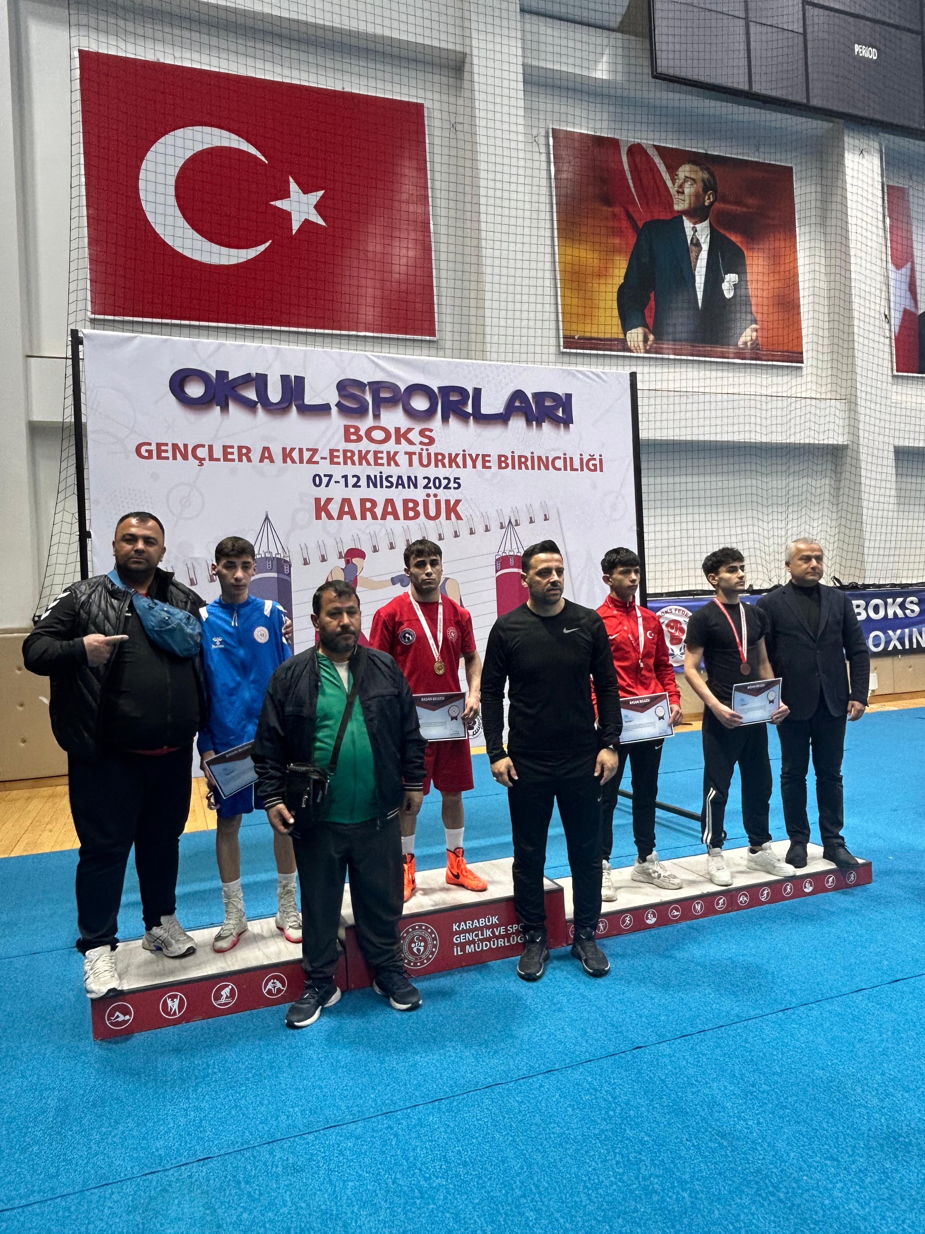 Türker Yaşar Türkiye İkincisi Oldu
