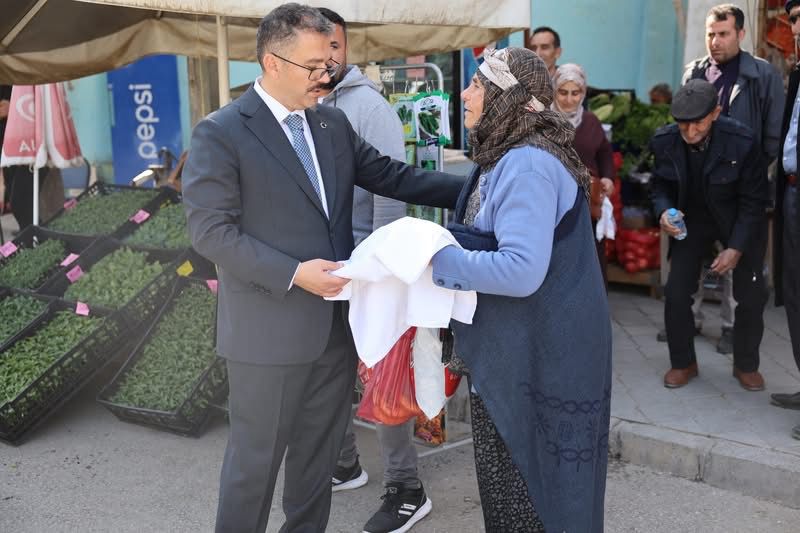 Vali Ercan Turan, Esnaf ve Vatandaşlarla Buluştu