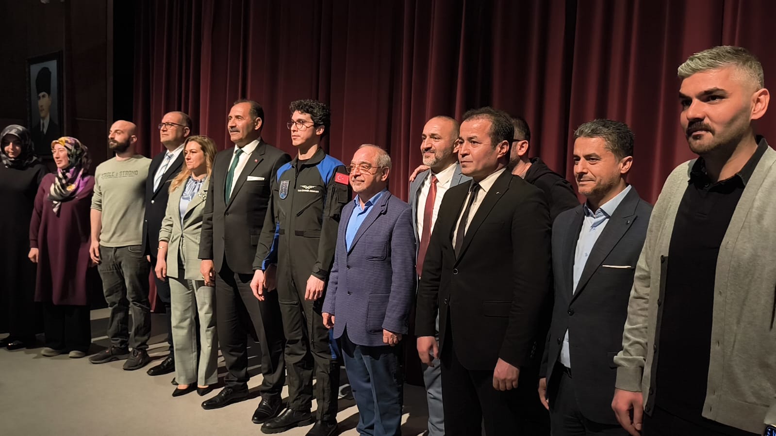 Astronot Tuva Cihangir Atasever, Iğdır''da öğrencilerle buluştu