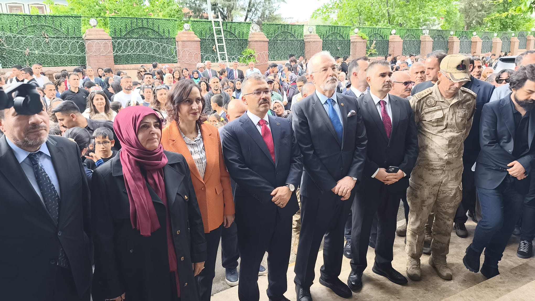 “Iğdır Kitaplarla Buluşuyor: 2. Kitap Fuarı Açıldı”