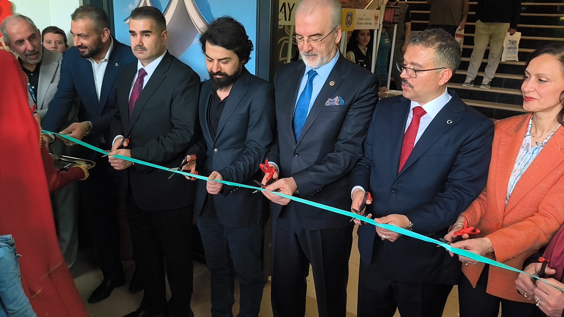 “Iğdır Kitaplarla Buluşuyor: 2. Kitap Fuarı Açıldı”