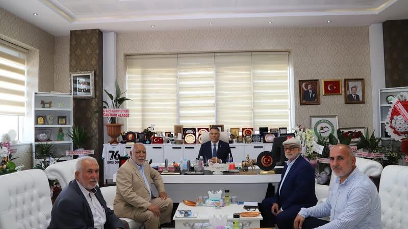 Din Âlimlerinden Rektör Gürel