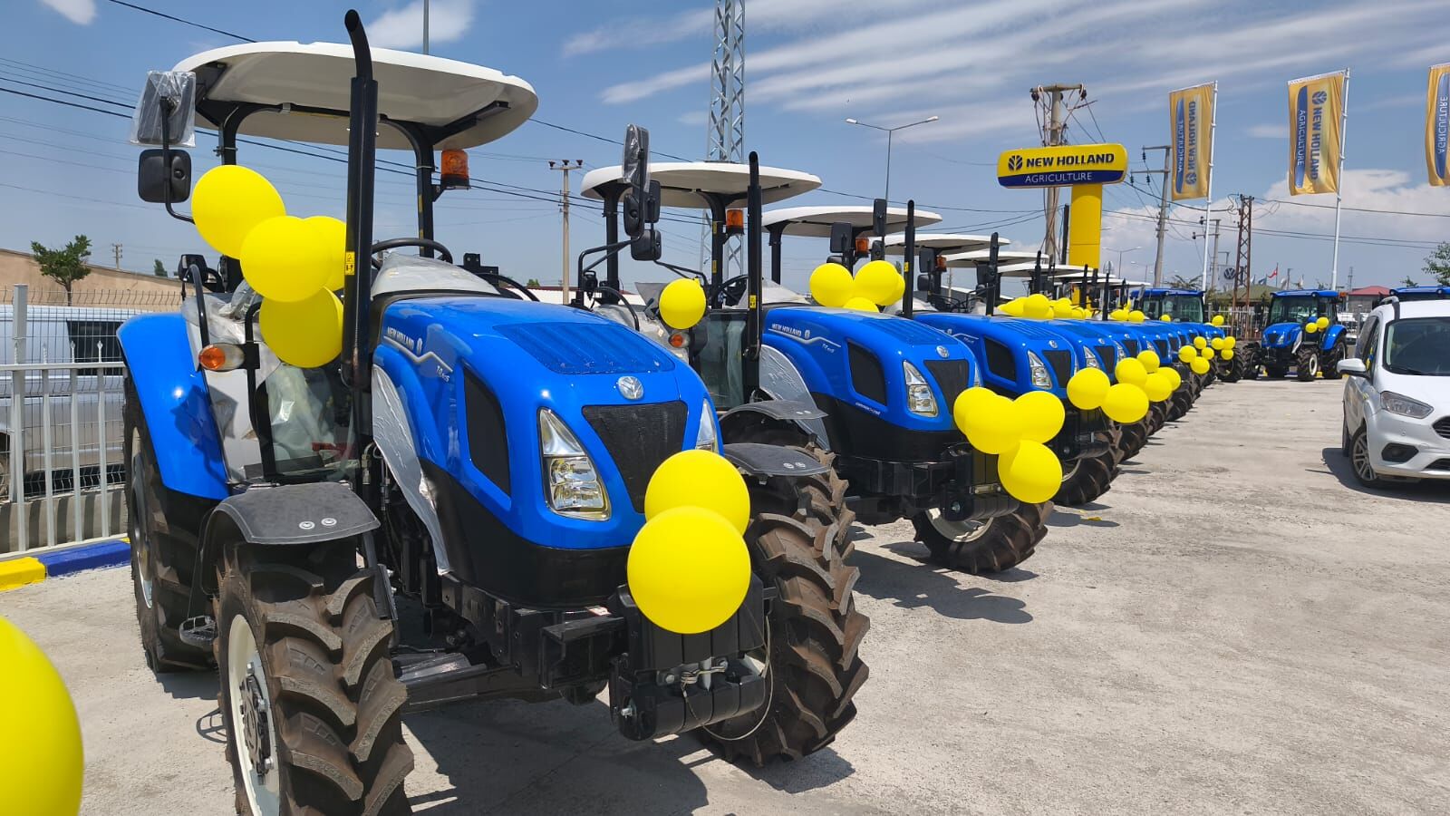 Türk Traktör NewHolland Plaza''dan Görkemli Açılış