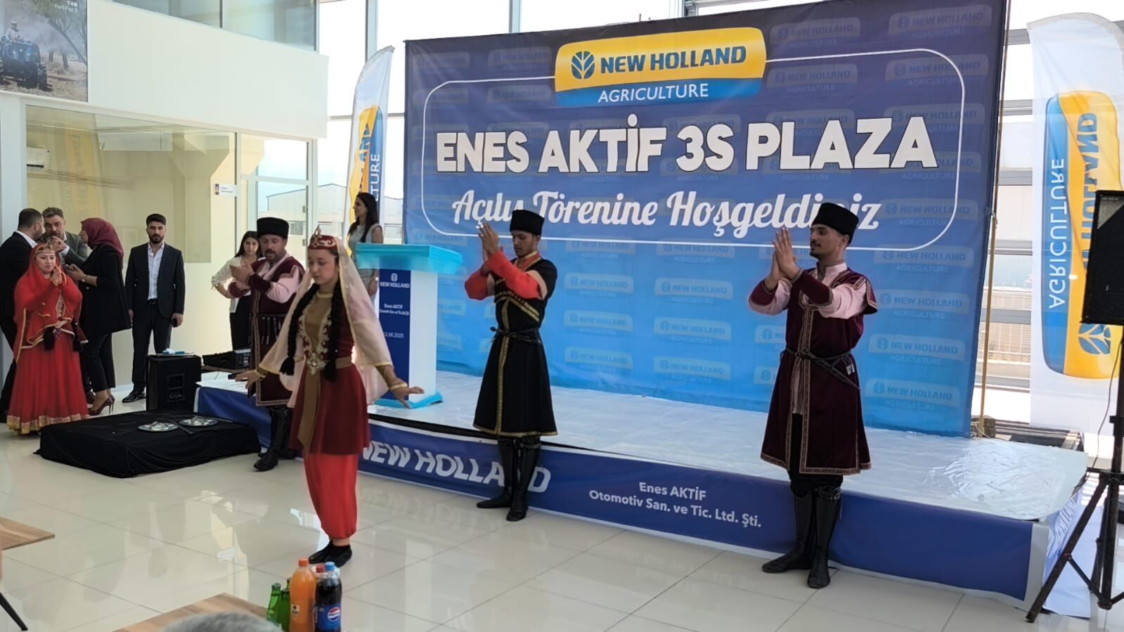 Türk Traktör NewHolland Plaza''dan Görkemli Açılış