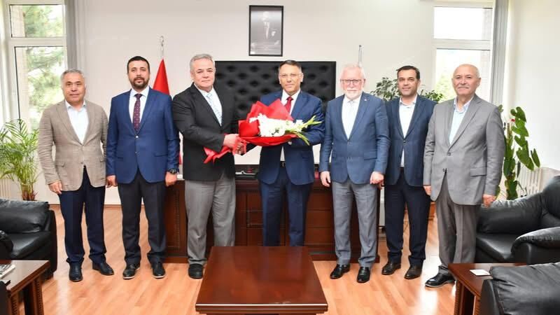 Rektör Gürel, Bolu Abant İzzet Baysal Üniversitesi''ndeki Devir Teslim Törenine Katıldı