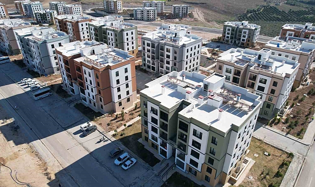 Adana''da depremzedeler için yapılan TOKİ konutlarının inşası sürüyor - Yeşil Iğdır Haberleri
